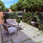 Gold House Tatil Evi