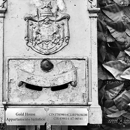 Gold House Nyaraló Ravenna